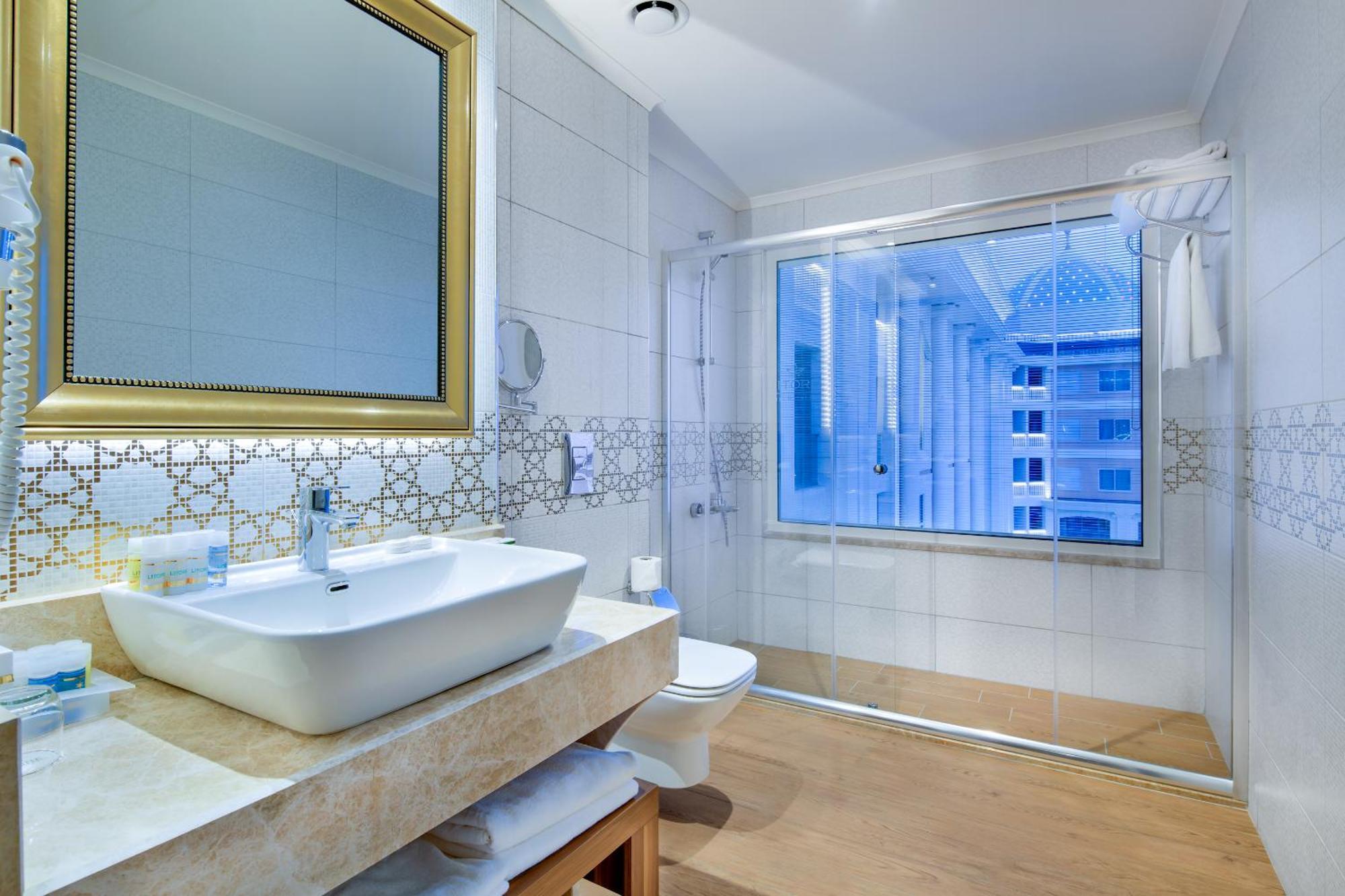 Suite Spa Bath