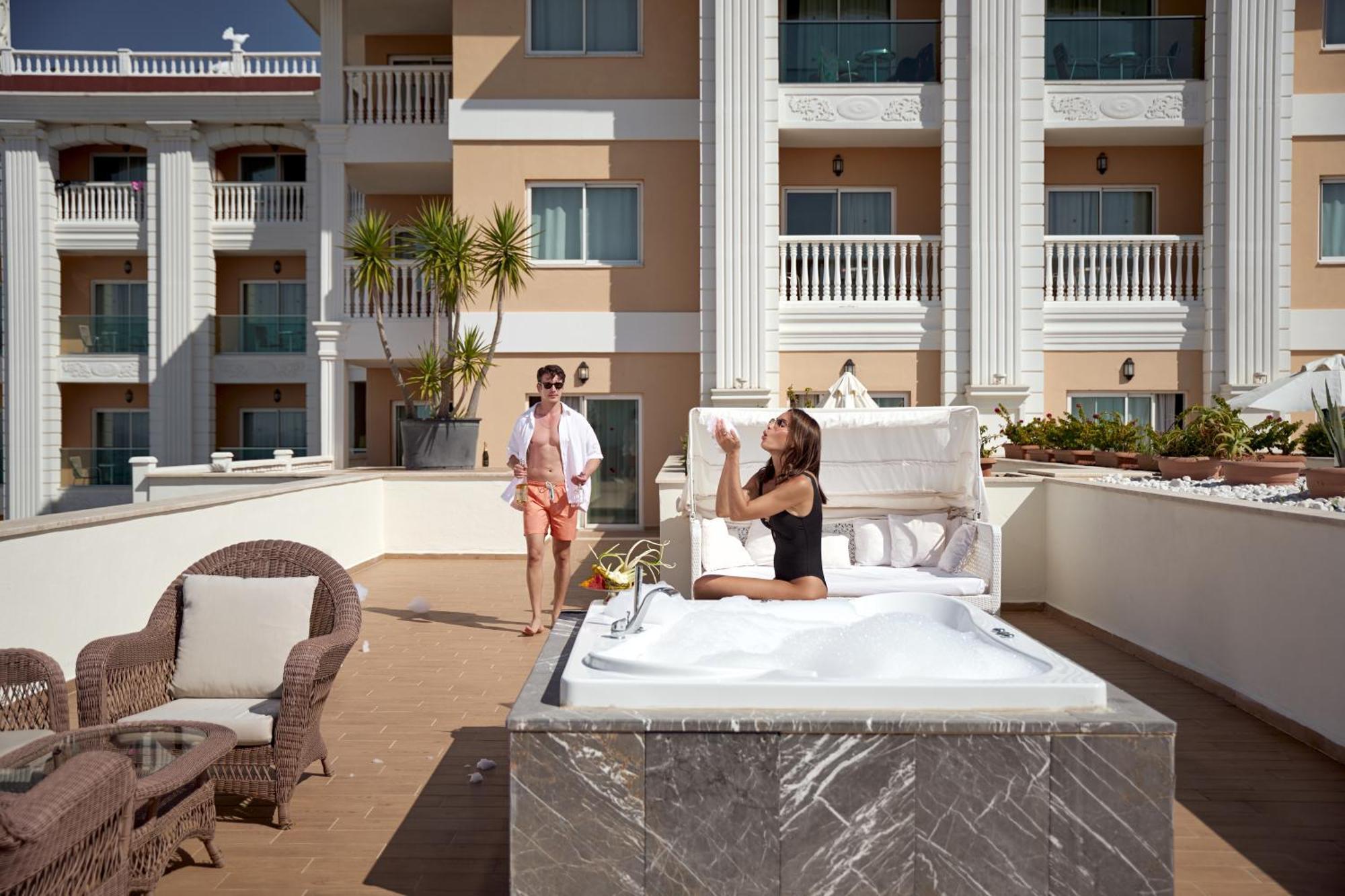 Suite Spa Bath